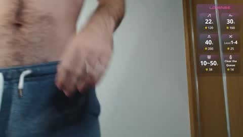 Snapshot of myhairymacho chatting on October 14, 9:33 pm Juan  OF  myhairymacho online show from October 14, 9:33 pm