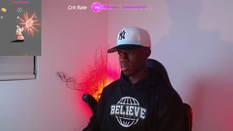 Snapshot of mylowallacee chatting on February 1, 3:30 am Mylo Wallace  online show from February 1, 3:30 am