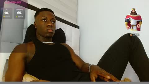Snapshot of mylowallacee chatting on December 24, 6:55 am Mylo Wallace  online show from December 24, 6:55 am