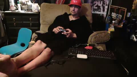 SnackPants online show from January 3, 11:01 pm