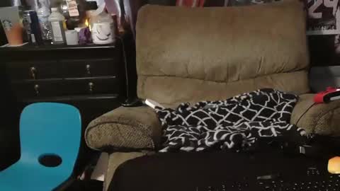 SnackPants online show from December 4, 11:24 pm