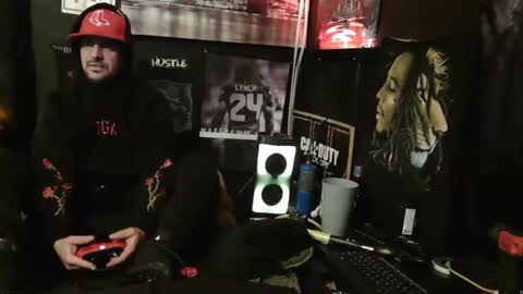 SnackPants online show from January 11, 6:35 am