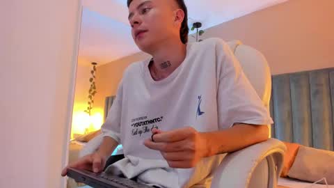 Nascary Fox online show from September 10, 10:08 pm