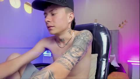 Nascary Fox online show from March 28, 2:39 pm