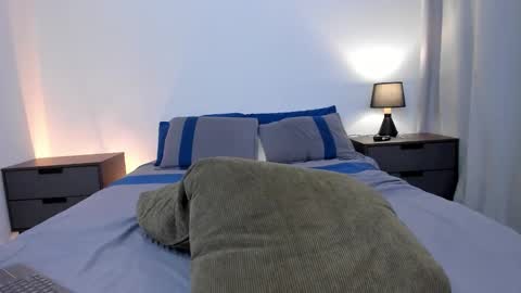 Nate Ocean online show from February 11, 5:01 am