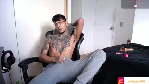 nathan_aress6666 online show from July 18, 12:43 pm