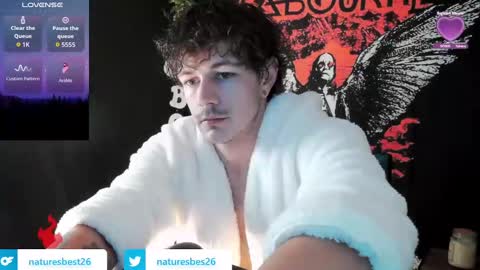 Snapshot of naturesbest951 chatting on October 24, 9:44 am NATURESBEST online show from October 24, 9:44 am
