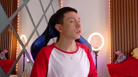 Snapshot of naughty__chris chatting on September 17, 1:23 pm Christopher  Chris online show from September 17, 1:23 pm