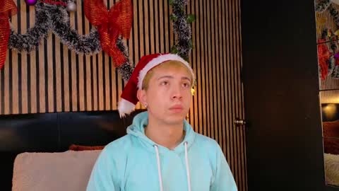Snapshot of naughty__chris chatting on December 23, 11:25 am Christopher  Chris online show from December 23, 11:25 am