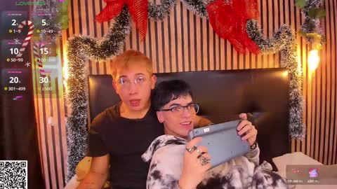 Snapshot of naughty__chris chatting on December 10, 12:49 pm Christopher  Chris online show from December 10, 12:49 pm