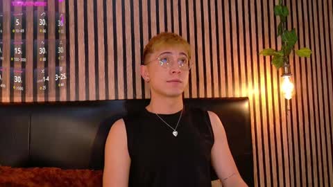 Snapshot of naughty__chris chatting on January 6, 12:24 pm Christopher  Chris online show from January 6, 12:24 pm