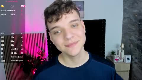 Snapshot of naughty_twink_ chatting on October 24, 1:35 pm Noah online show from October 24, 1:35 pm