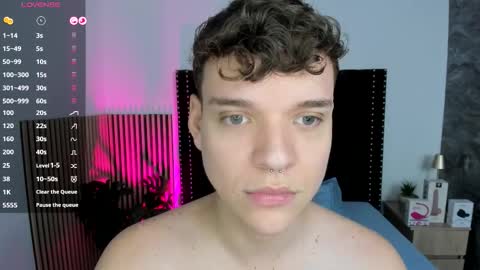 Snapshot of naughty_twink_ chatting on October 23, 12:08 pm Noah online show from October 23, 12:08 pm