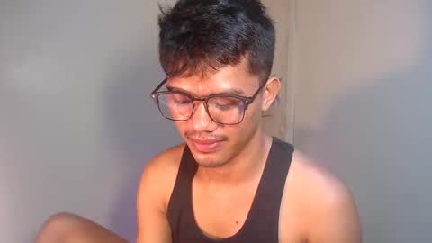 Snapshot of naughtyjosh_ chatting on October 22, 8:23 pm Josh online show from October 22, 8:23 pm