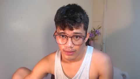 Snapshot of naughtyjosh_ chatting on October 24, 7:43 am Josh online show from October 24, 7:43 am