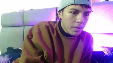 Im Nayton online show from February 4, 11:16 am