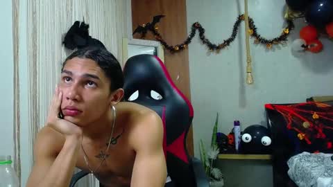 Snapshot of nazper_2 chatting on October 26, 9:39 pm NAZPER online show from October 26, 9:39 pm