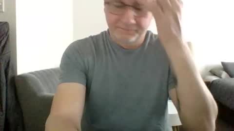 neckdown12 online show from September 20, 9:59 pm