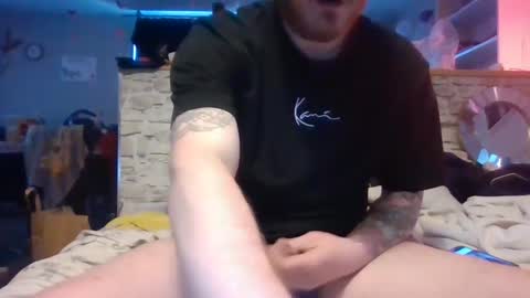 Snapshot of needyourpussyforlick chatting on March 2, 9:32 am needyourpussyforlick online show from March 2, 9:32 am