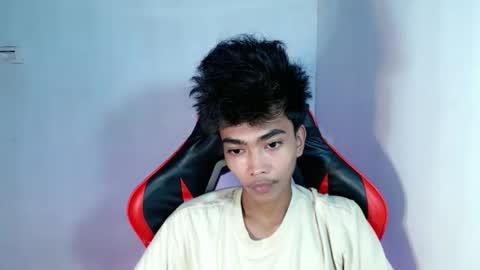 neil_asian69 online show from November 4, 3:57 pm