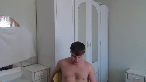 Snapshot of nenvol1 chatting on February 9, 9:58 am better ask   online show from February 9, 9:58 am