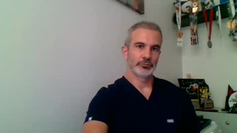 neodent online show from December 17, 6:31 pm