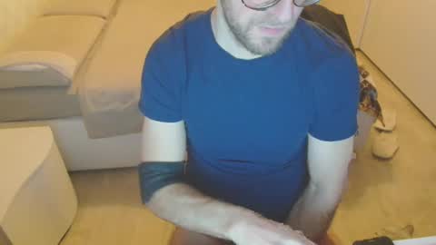 Snapshot of nerchia_89 chatting on December 4, 7:45 pm Nerchia89 online show from December 4, 7:45 pm