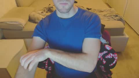 Snapshot of nerchia_89 chatting on October 18, 9:31 pm Nerchia89 online show from October 18, 9:31 pm