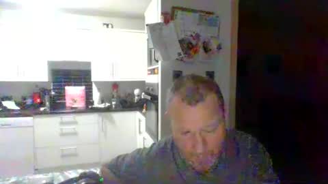 nesuk online show from December 5, 11:45 pm