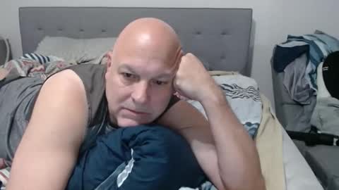 nethggoes85 online show from April 7, 10:43 pm