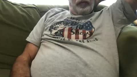 Snapshot of newtman68 chatting on October 22, 3:59 pm newtman68 online show from October 22, 3:59 pm