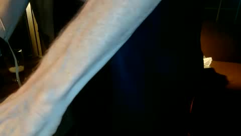 Snapshot of nfgwholoves2cum chatting on September 30, 1:01 am NFG  Nice Friendly Guy  Dick online show from September 30, 1:01 am