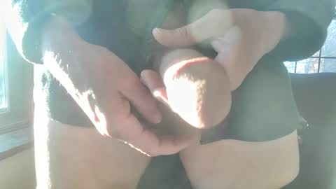 Snapshot of nfgwholoves2cum chatting on February 7, 9:15 pm NFG  Nice Friendly Guy  Dick online show from February 7, 9:15 pm