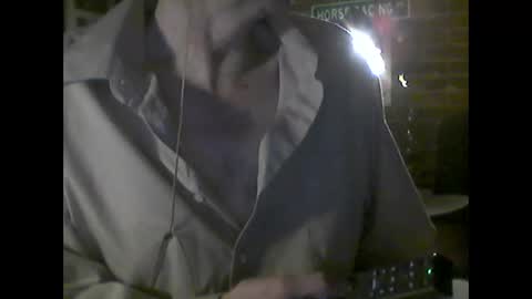 Snapshot of nfgwholoves2cum chatting on October 20, 2:59 am NFG  Nice Friendly Guy  Dick online show from October 20, 2:59 am