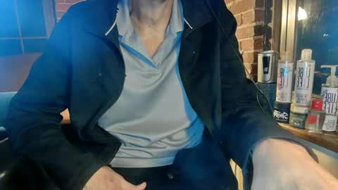 Snapshot of nfgwholoves2cum chatting on January 31, 11:45 pm NFG  Nice Friendly Guy  Dick online show from January 31, 11:45 pm