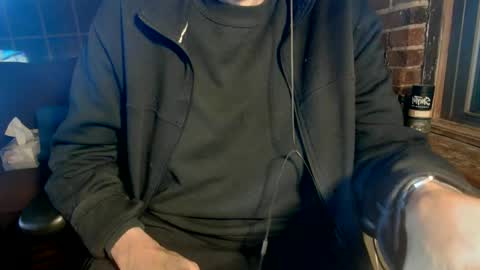 Snapshot of nfgwholoves2cum chatting on January 13, 3:45 am NFG  Nice Friendly Guy  Dick online show from January 13, 3:45 am