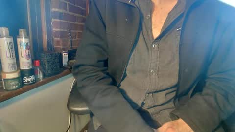 Snapshot of nfgwholoves2cum chatting on January 29, 10:53 pm NFG  Nice Friendly Guy  Dick online show from January 29, 10:53 pm