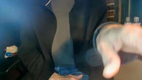 Snapshot of nfgwholoves2cum chatting on February 22, 12:16 am NFG  Nice Friendly Guy  Dick online show from February 22, 12:16 am