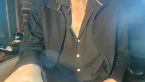 Snapshot of nfgwholoves2cum chatting on February 18, 12:26 am NFG  Nice Friendly Guy  Dick online show from February 18, 12:26 am