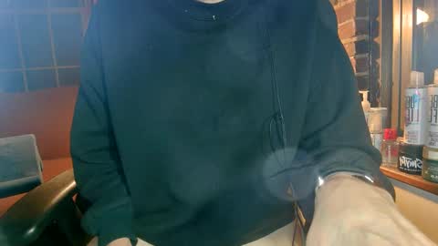 Snapshot of nfgwholoves2cum chatting on February 13, 10:54 pm NFG  Nice Friendly Guy  Dick online show from February 13, 10:54 pm
