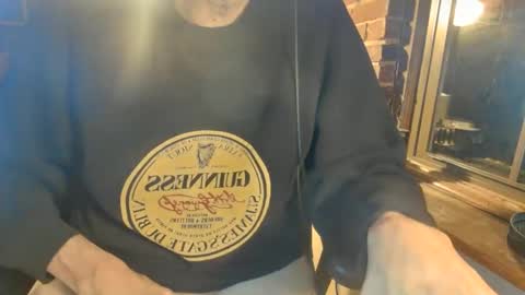 Snapshot of nfgwholoves2cum chatting on December 7, 9:55 pm NFG  Nice Friendly Guy  Dick online show from December 7, 9:55 pm