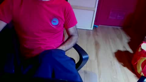 nicecck24 online show from December 9, 6:02 am