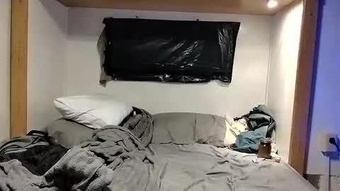 nicholasjesse51 online show from October 22, 2:59 am