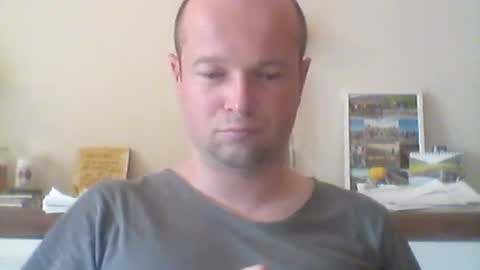 nick1990b online show from July 31, 12:15 pm