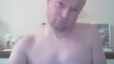 nick1990b online show from March 17, 6:21 pm