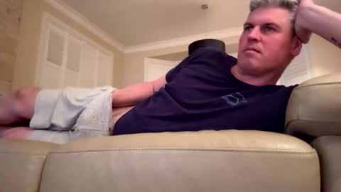 nick578320 online show from October 30, 2:40 pm