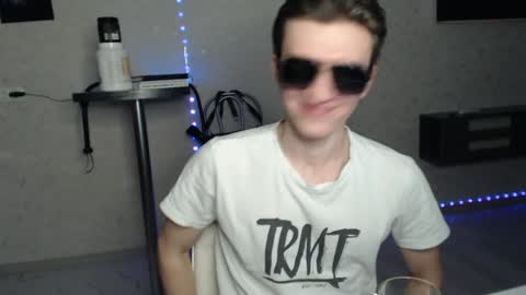 Nick online show from January 24, 8:43 pm