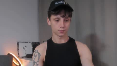 Snapshot of nicky_neal chatting on December 3, 1:28 am Nicky Neal online show from December 3, 1:28 am