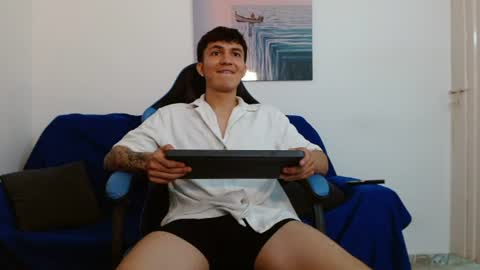 Nico online show from June 17, 6:42 pm