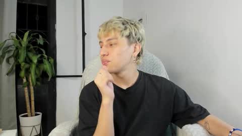 Nico  online show from October 18, 2:49 am